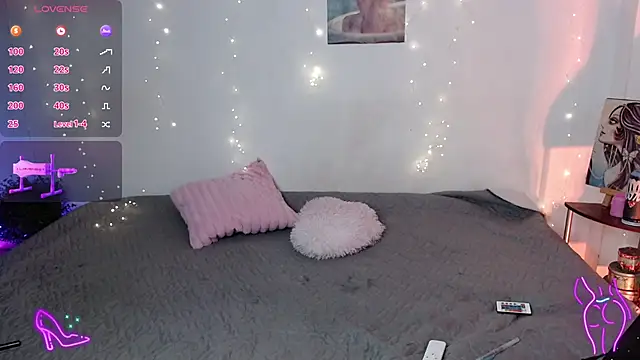 violetjane online show from November 6, 12:11 am