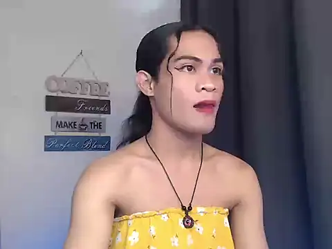 Snapshot of bellalot chatting on November 7, 8:25 am bellalot online show from November 7, 8:25 am