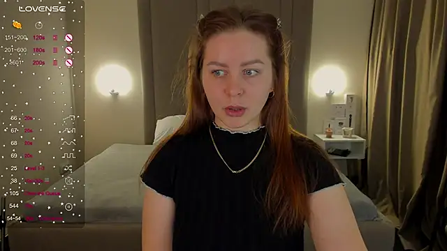 MikaBloom online show from January 9, 1:41 am