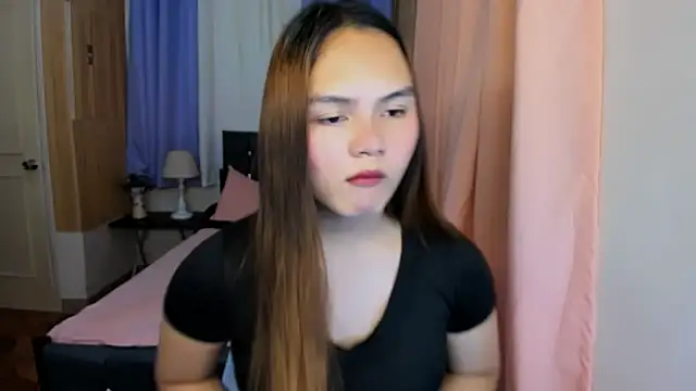Snapshot of ameliamaureen chatting on May 12, 3:53 pm ameliamaureen online show from May 12, 3:53 pm
