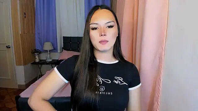 Snapshot of ameliamaureen chatting on June 9, 5:13 pm ameliamaureen online show from June 9, 5:13 pm