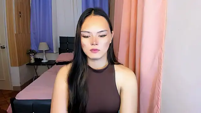 Snapshot of ameliamaureen chatting on June 14, 2:46 am ameliamaureen online show from June 14, 2:46 am