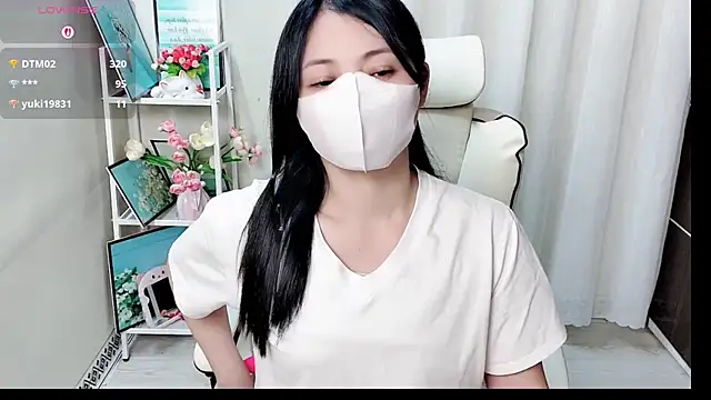 Snapshot of phuongnhi_ chatting on July 24, 2:59 pm phuongnhi online show from July 24, 2:59 pm