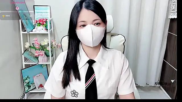 Snapshot of phuongnhi_ chatting on July 25, 3:04 am phuongnhi online show from July 25, 3:04 am