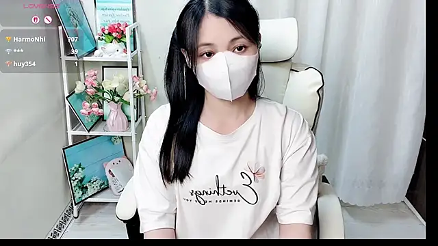 Snapshot of phuongnhi_ chatting on July 25, 3:09 pm phuongnhi online show from July 25, 3:09 pm