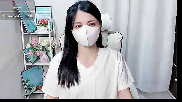 Snapshot of phuongnhi_ chatting on July 28, 12:48 pm phuongnhi online show from July 28, 12:48 pm