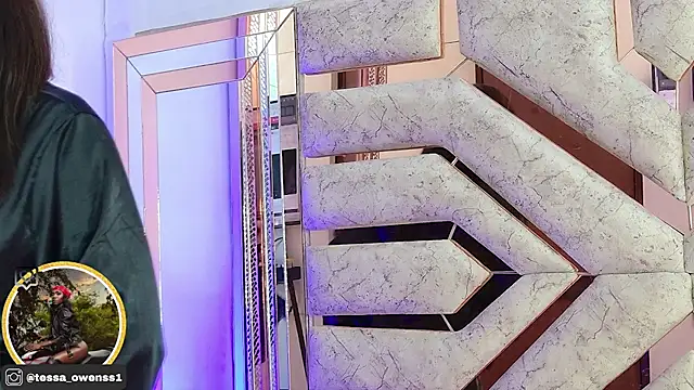 Tessa Owenss online show from March 5, 11:01 pm