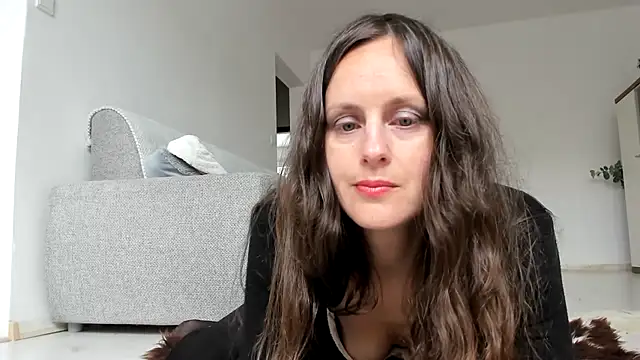 Snapshot of Cimbelka chatting on March 24, 12:21 pm Cimbelka online show from March 24, 12:21 pm