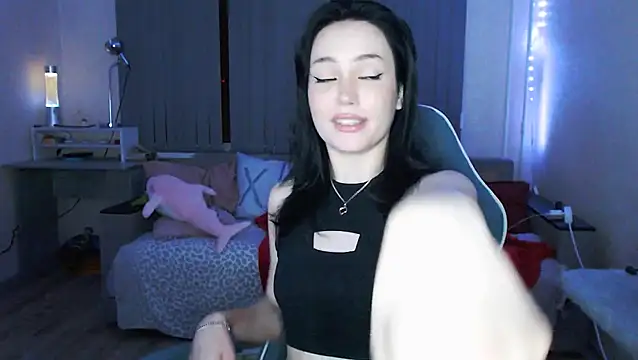 Snapshot of cutefrendlyuser chatting on April 14, 7:31 pm cutefrendlyuser online show from April 14, 7:31 pm