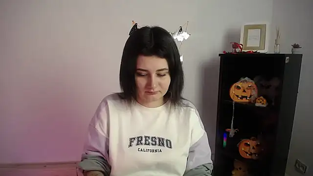 Katrin kiss  online show from November 9, 1:31 pm