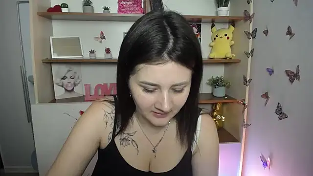 Snapshot of Katrin_kiss_ chatting on June 12, 10:58 am Katrin kiss online show from June 12, 10:58 am