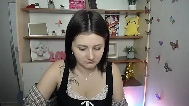 Snapshot of Katrin_kiss_ chatting on June 23, 11:52 am Katrin kiss online show from June 23, 11:52 am