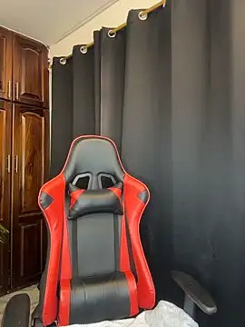 Snapshot of carol_cruz133 chatting on November 14, 11:24 pm carol cruz133 online show from November 14, 11:24 pm