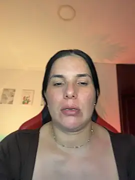 Snapshot of carol_cruz133 chatting on June 2, 11:40 pm carol cruz133 online show from June 2, 11:40 pm