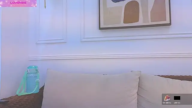 Snapshot of Daisy_Price chatting on May 18, 9:48 am Daisy Price online show from May 18, 9:48 am