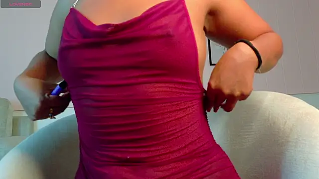 Snapshot of DollyBrowncc chatting on May 15, 4:19 am DollyBrowncc online show from May 15, 4:19 am