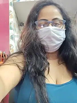 Snapshot of nisha_1110 chatting on March 20, 2:44 pm nisha 1110 online show from March 20, 2:44 pm