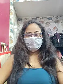 Snapshot of nisha_1110 chatting on April 9, 2:11 pm nisha 1110 online show from April 9, 2:11 pm