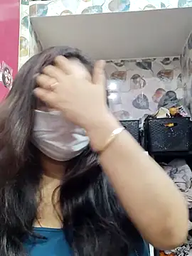 Snapshot of nisha_1110 chatting on April 23, 2:52 pm nisha 1110 online show from April 23, 2:52 pm