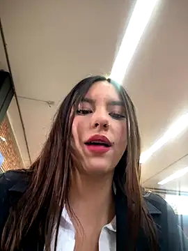 Snapshot of Katie_rawwww chatting on November 4, 1:21 pm Katie rawwww online show from November 4, 1:21 pm