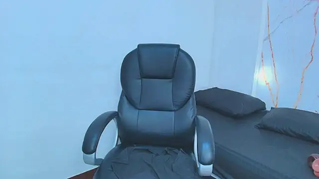 Karla hilton1 online show from November 20, 11:43 am