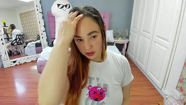 Tammy parker  online show from September 25, 4:38 am