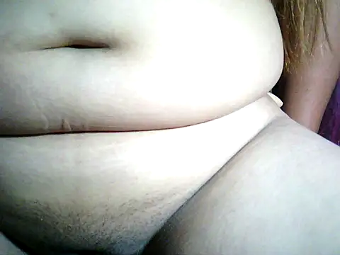 Snapshot of yuana25 chatting on February 21, 5:52 am yuana25 online show from February 21, 5:52 am