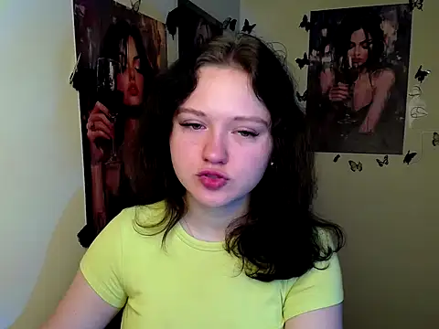 Snapshot of LadyAlice_ chatting on October 15, 6:13 am LadyAlice  online show from October 15, 6:13 am