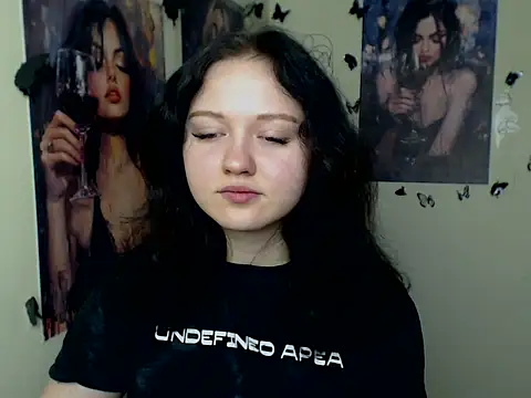 LadyAlice  online show from November 28, 7:22 am