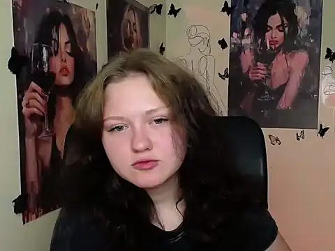 LadyAlice  online show from July 14, 6:07 am