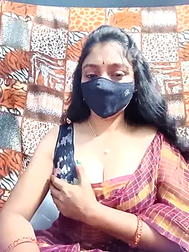 Snapshot of hotsana79 chatting on October 3, 12:07 am hotsana79 online show from October 3, 12:07 am