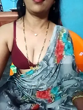 Snapshot of hotsana79 chatting on November 27, 6:37 am hotsana79 online show from November 27, 6:37 am