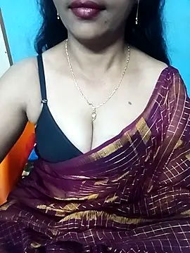 Snapshot of hotsana79 chatting on December 19, 5:25 am hotsana79 online show from December 19, 5:25 am