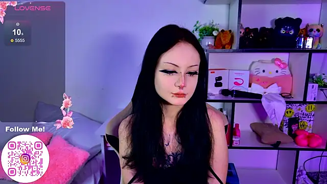 MiaScarlettt online show from December 18, 7:09 pm