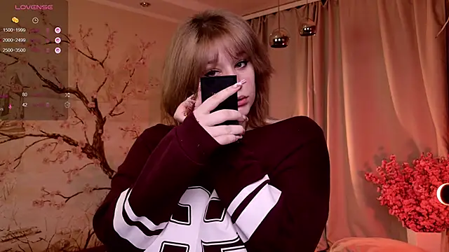 Morvelyn online show from November 28, 12:41 pm