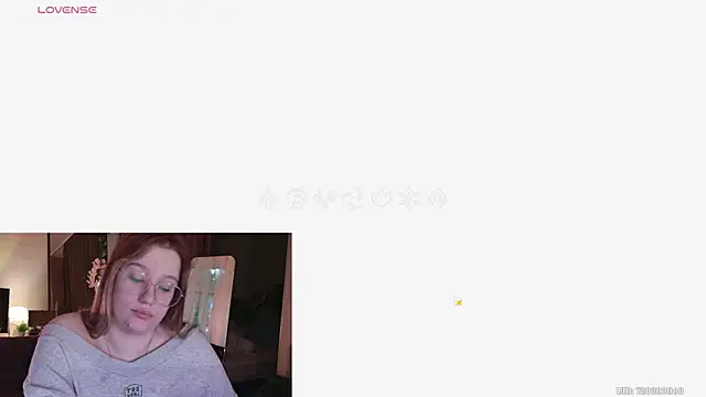 Snapshot of Morvelyn chatting on June 6, 3:39 pm Morvelyn online show from June 6, 3:39 pm