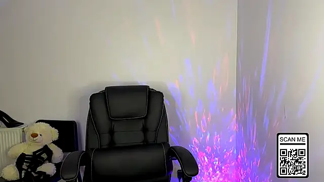 Snapshot of Ruthless_111 chatting on October 30, 8:09 pm Ruthless 111 online show from October 30, 8:09 pm