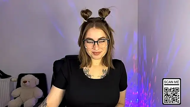 Snapshot of Ruthless_111 chatting on November 5, 4:29 pm Ruthless 111 online show from November 5, 4:29 pm