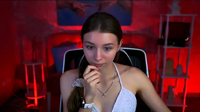 JulieDaniel online show from September 19, 4:25 am