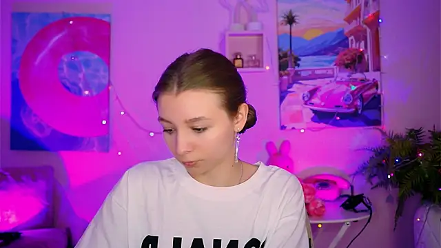 JulieDaniel online show from October 14, 4:24 am