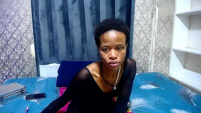 SexyChantyBabe25 online show from June 13, 8:18 pm