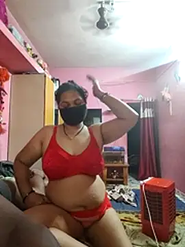 Snapshot of biggbobbsgirl chatting on April 26, 2:20 am biggbobbsgirl online show from April 26, 2:20 am