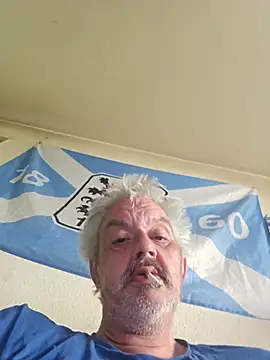 Snapshot of Fonse1860 chatting on June 21, 7:11 am Fonse1860 online show from June 21, 7:11 am