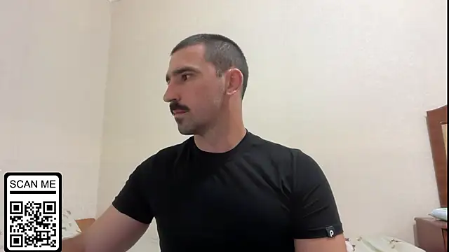 Snapshot of Hard_to_Obey chatting on September 12, 7:25 pm Hard to Obey online show from September 12, 7:25 pm