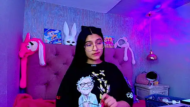 laurenelove online show from December 2, 3:34 am