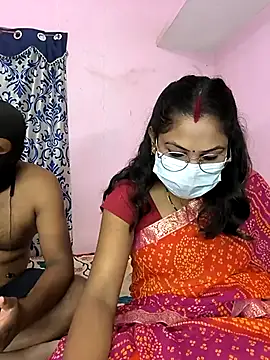 Lovlycouple1 online show from October 22, 5:13 pm