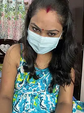 Snapshot of Lovlycouple1 chatting on February 10, 2:59 am Lovlycouple1 online show from February 10, 2:59 am