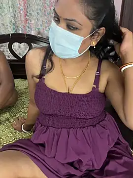 Snapshot of Lovlycouple1 chatting on March 5, 5:36 am Lovlycouple1 online show from March 5, 5:36 am