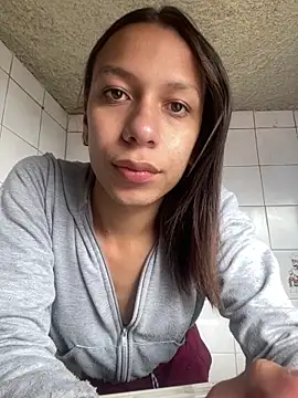 Snapshot of Tania_Gate chatting on May 29, 7:34 pm Tania Gate online show from May 29, 7:34 pm