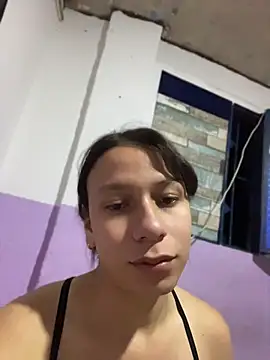 Snapshot of Tania_Gate chatting on July 15, 12:16 am Tania Gate online show from July 15, 12:16 am